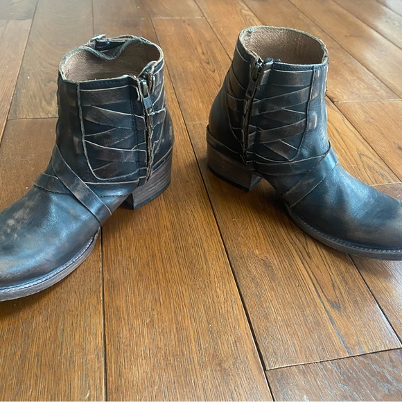 Freebird Sammi Boots - Picture 3 of 5